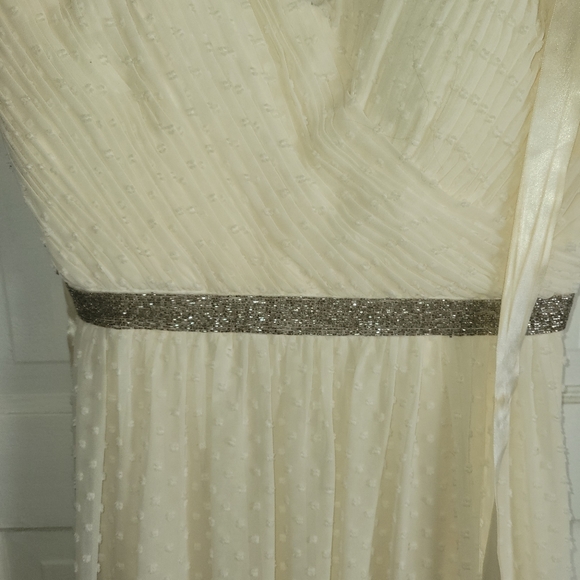 Formal prom or wedding dress - Picture 2 of 5